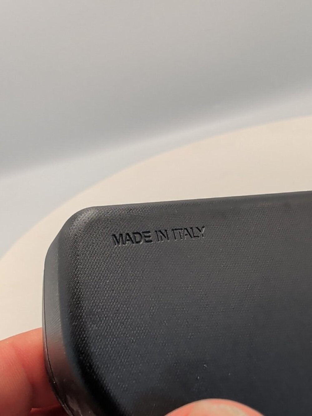 Nike Black Hard Sunglasses Eyeglass Glasses Case Felt Lined Clam Shell Italy Y2K - Picture 9 of 11